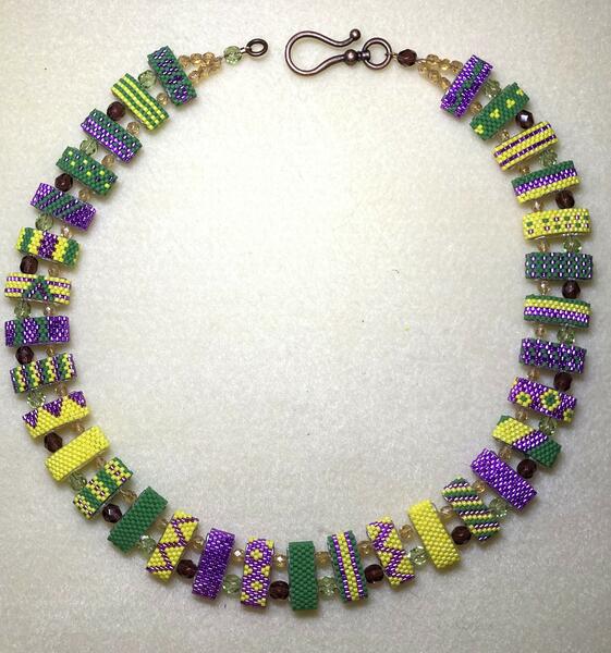 New Orleans Colors Carrier Bead Necklace