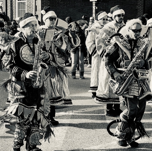 marching band, parade, black & white