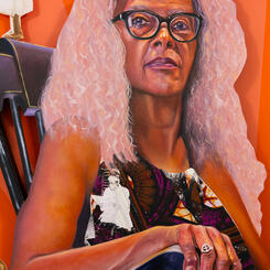 She opens her mouth with WISDOM/ Portrait Close up 