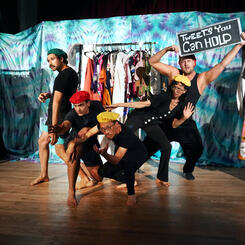 Tweets You Can Hold: A Fashion Presentation