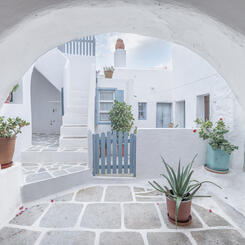 Dolce Far Niente | Folegandros Island, Cycladic Archipelago, Aegean Sea, Greece