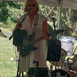 Performing Sinéad O'Connor songs at Shakemore