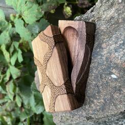 Small Walnut Vine Box