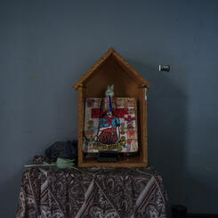 Santuario de Gauchito Gil, Centro Cerrado Pellegrini, Abasto, Argentina, 2024