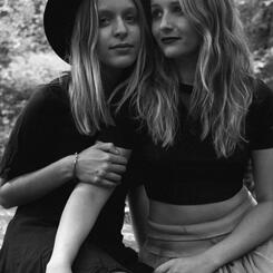 portrait of Brit & Viv
