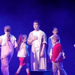 Joseph and the Amazing Technicolor Dreamcoat 