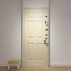 Girls Who Lock Their Doors at Night