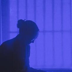 Doyal Jones (aro) in Indigo