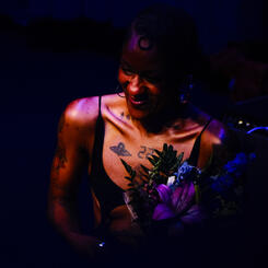 Her Flowers (Flowers For Diamon)