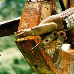 Bucket tooth fingers