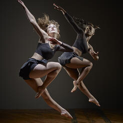 13-msd-002_072513_dancers_205947.jpg