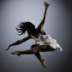 13-msd-002_072513_dancers_206026-1.jpg