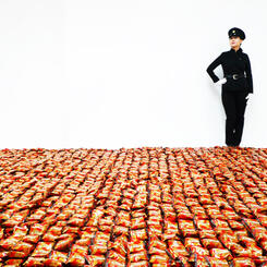 Eat Choco-Pie Together