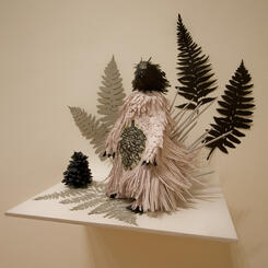 Porcupine / Black  Pine Cone