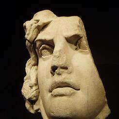4historyenlightened-romancolliseumbust(cropped)