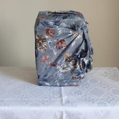 bluewflowers_moupassant_6x10.jpg