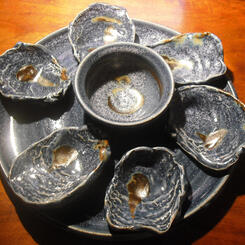 Oyster plate