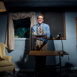 Set Design: Survive!