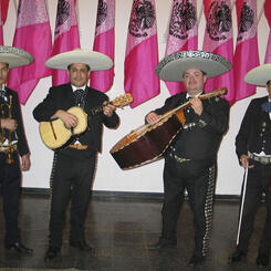 Mariachis en el Fuego