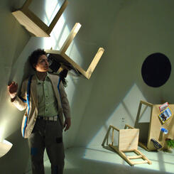 Set Design: Survive!