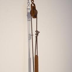 WEIGHT (pulley detail)