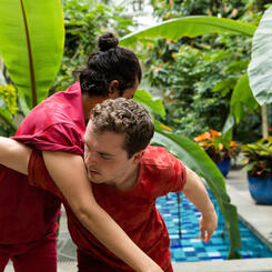 Leaning Toward the Sky at the U.S. Botanic Garden (Image by J.Hsu)