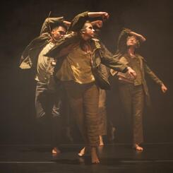 Waking Darkness. Waiting Light. (Credit C. Stanley)