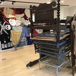 You never wash it off completely installation view