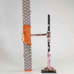 Your empty hand shows me off