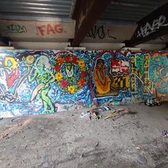 Graffiti Bridge VIOLENCE