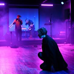 Che Davis, Jessica Keyes, and Caroline Mcrystle Marcantoni on December 18, 2022