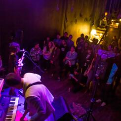 Cora Sone live at Mercury Theater