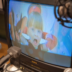 Listening To Listening : Detailed Detail