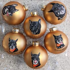 Targaryen on 6 Christmas Balls.jpg