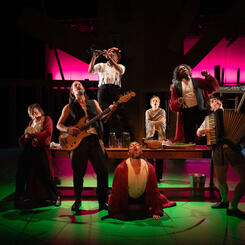 Minor Character, Party Nap