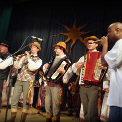 Daina Fusion: Shodekeh & Lithuanian Folk Singers in Siauliai, Lithuania for the US Embassy of Lithunania program American Month of Culture, 2009.  