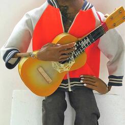 Puppet Dallas Dan w guitar 