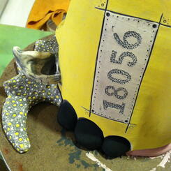 Staining Textured Areas with Underglazes 