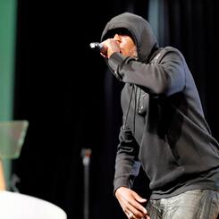 Von Vargas headlining and performing at the 2022 NASPA Annual Conference at the Baltimore Convention Center 