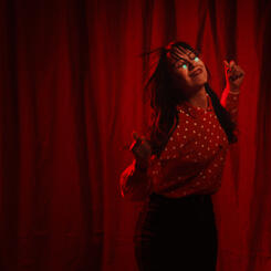 Chiffon_WokeMe_Still 6