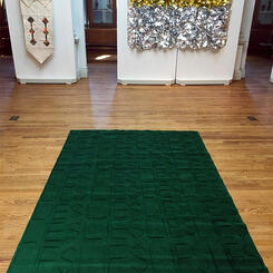 Lies Above / Lies Hier