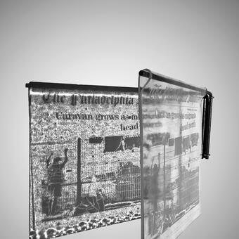 Looking at freedom, Caravan moves north