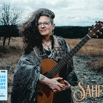 Sahffi Lynne, photo by Shane Gardner, 2022.