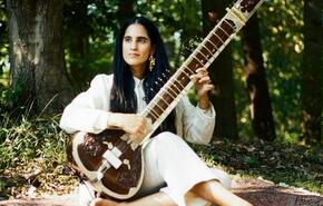 Sitar: Learning Indian Solfege (sargam)