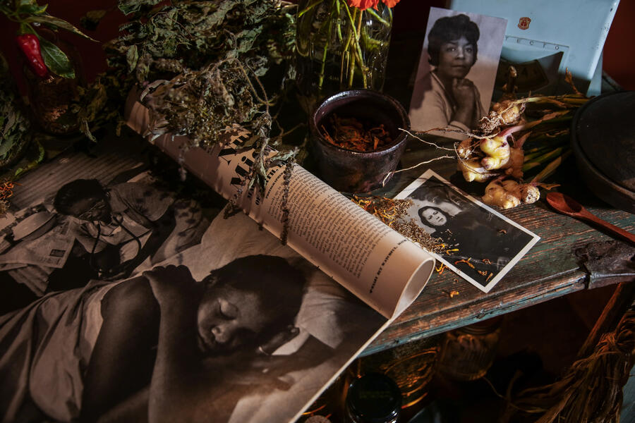 An Ode to Black Women: Midwives, Herbalists & Root Women