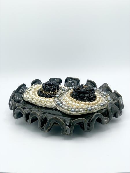 Fabergé Eggs, Sunny Side Up (black)