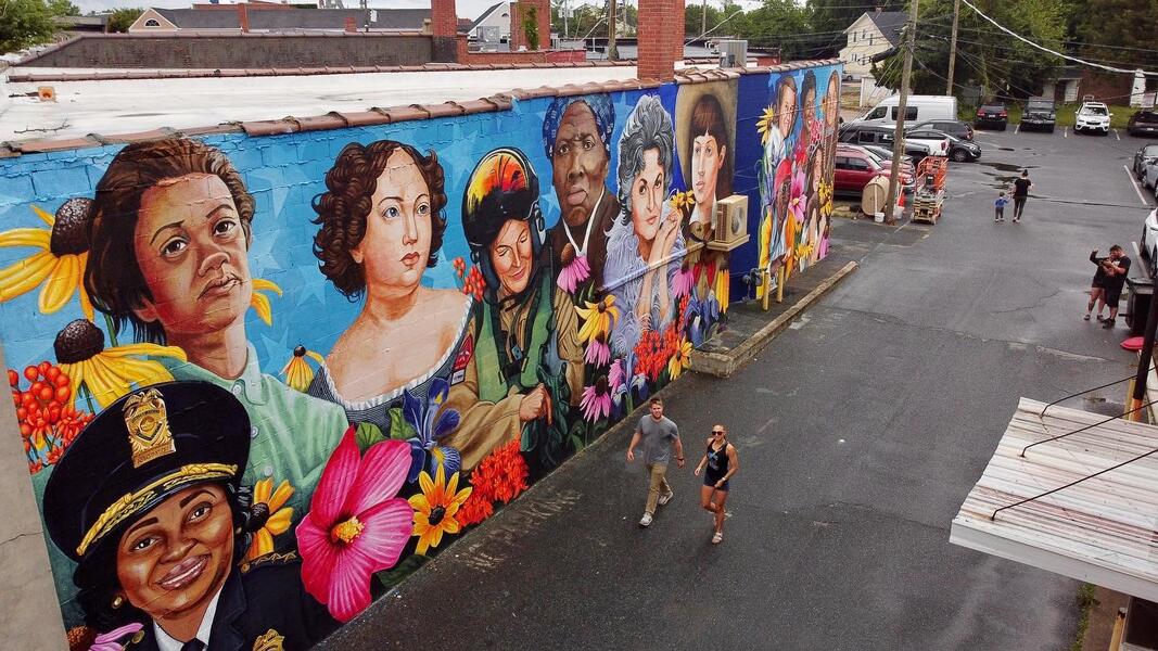  The Women of Dorchester County Mural