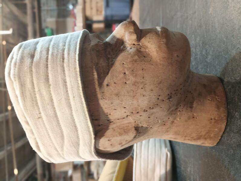 padded hat, cotton, jute, felt