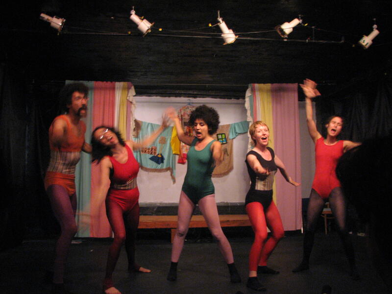 Bus Play and Scenes Play