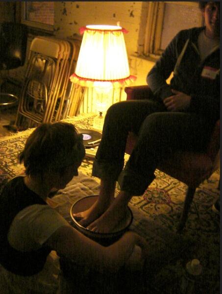 PAEDALAVIUM,  a Footwashing Performance